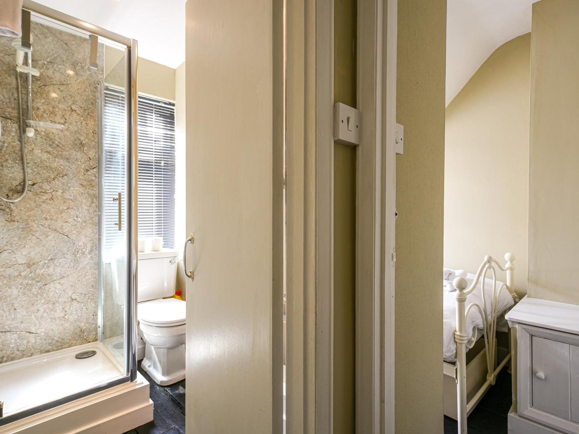 Bwthyn Llys Machynlleth Old Court House Villa Ngoại thất bức ảnh